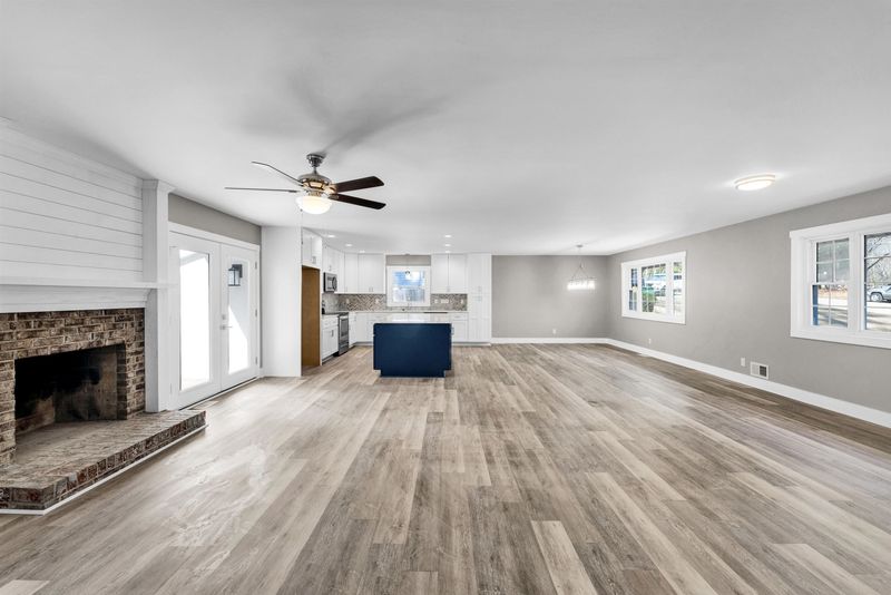 1127 Yorkshire Dr, Cary, NC 27511