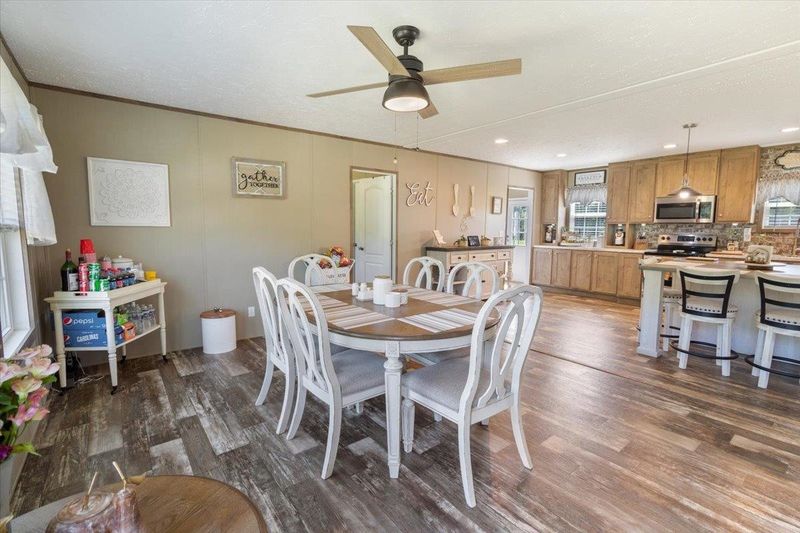 11271 Beaver Dam Rd, Middlesex, NC 27557