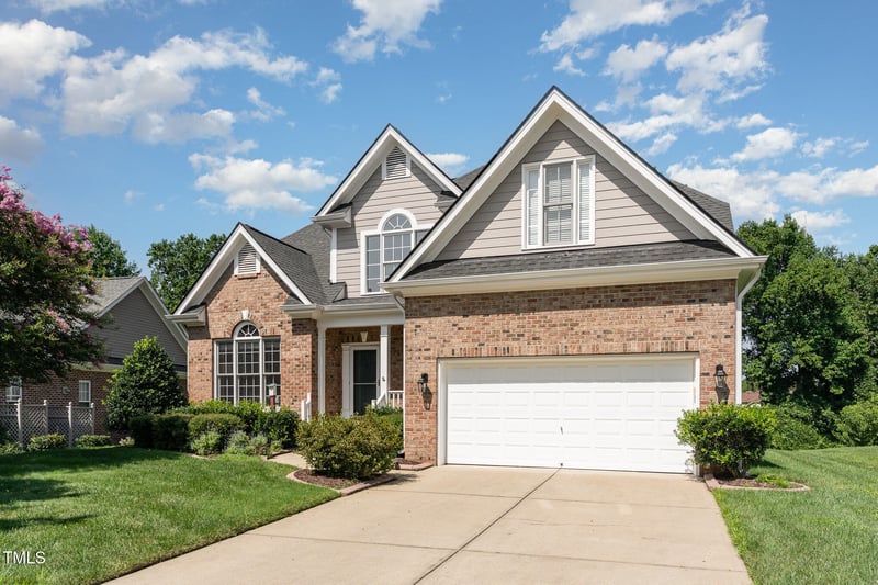 1128 Crystalwater Dr, Fuquay Varina, NC 27526