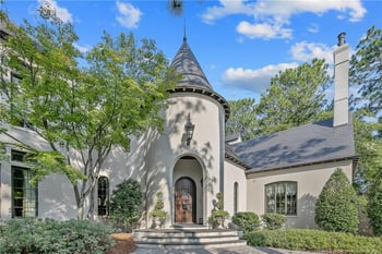 1128 Longleaf Dr, Fayetteville, NC 28305