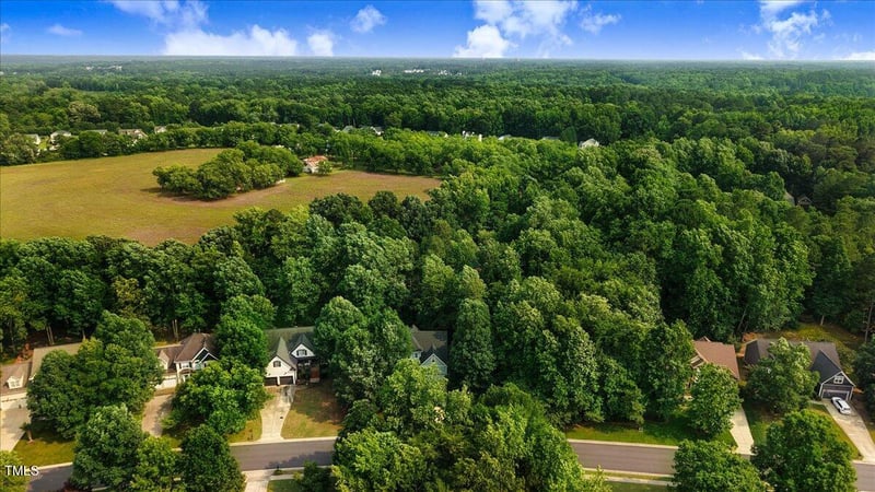 1128 Neuse Ridge Dr, Clayton, NC 27527