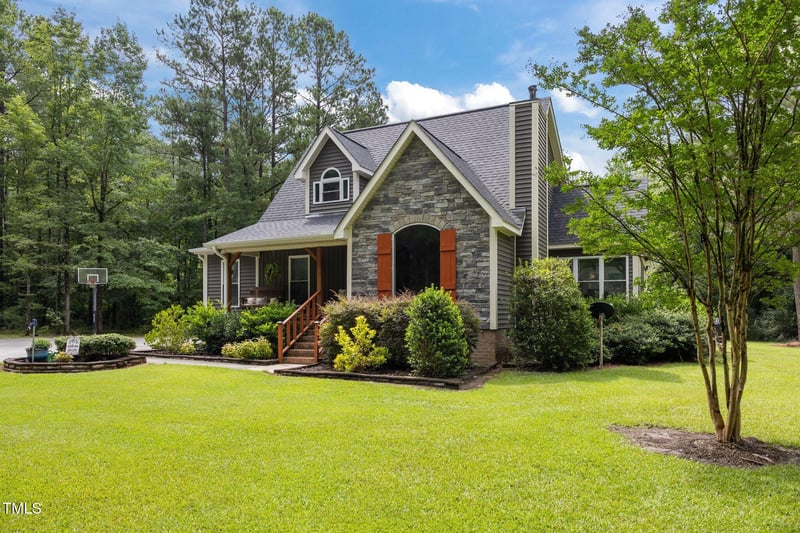 1128 Old Stage Rd, Erwin, NC 28339