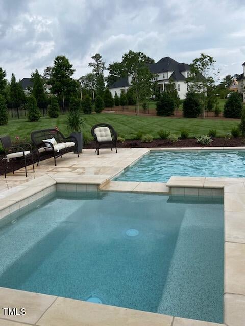 1128 Shadow Lake Dr, Raleigh, NC 27615