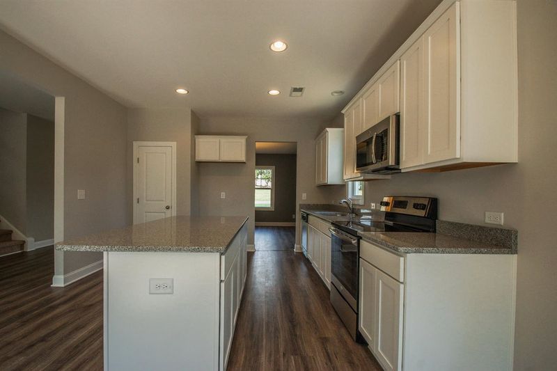 1128 Silver Farm Rd, Raleigh, NC 27603