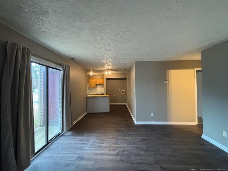 1128 Southwood Dr #4, Fayetteville, NC 28304