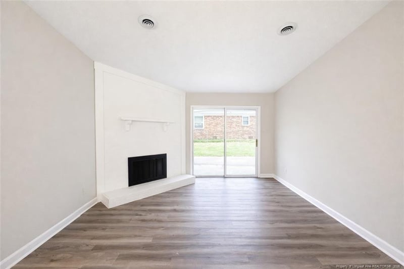 1128 Thornwood Pl, Fayetteville, NC 28304