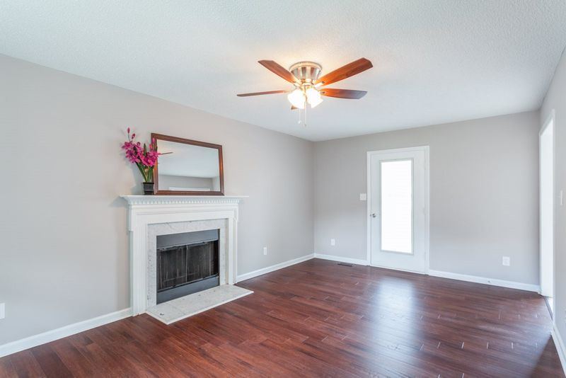 1129 Curtiss Dr, Garner, NC 27529