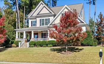 1129 Hollymont Dr, Holly Springs, NC 27540