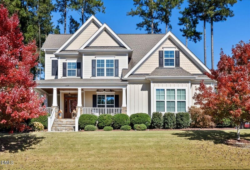 1129 Hollymont Dr, Holly Springs, NC 27540