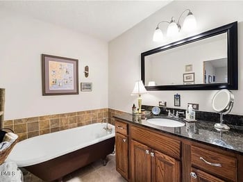 1129 Melrose St, Winston Salem, NC 27103