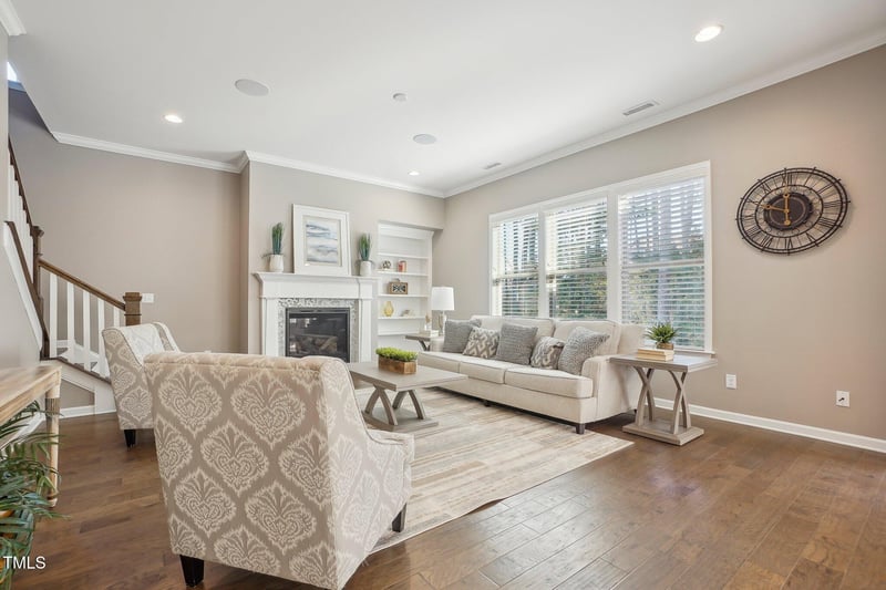 1129 Queensdale Dr, Cary, NC 27519