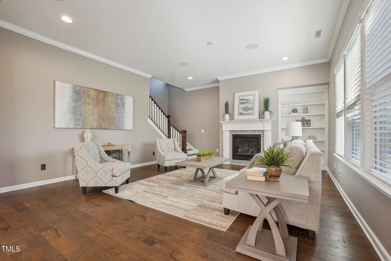 1129 Queensdale Dr, Cary, NC 27519
