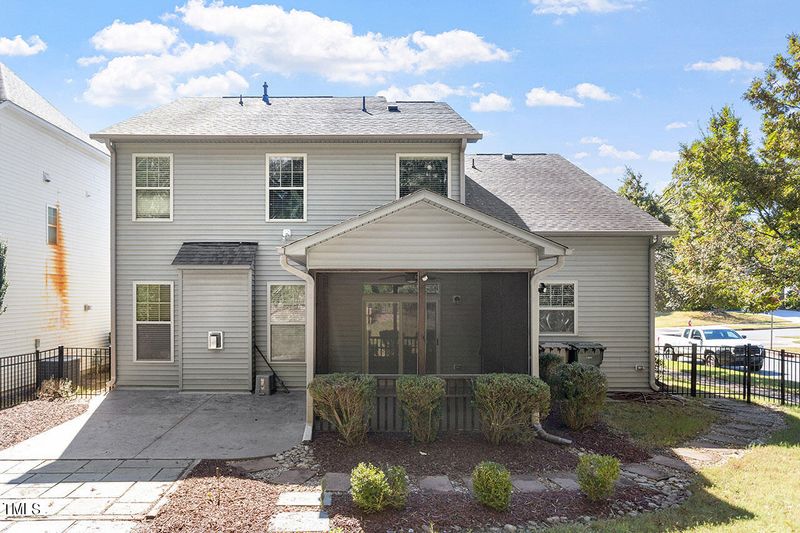 1129 Rosepine Dr, Cary, NC 27519