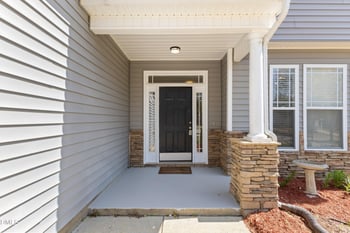 1129 Steelhorse Dr, Fuquay Varina, NC 27526