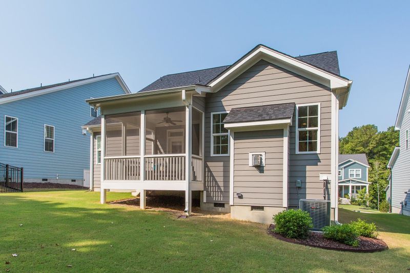 1129 Tringham Ct, Apex, NC 27523