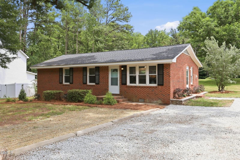 11291 Old Stage Rd, Willow Springs, NC 27592