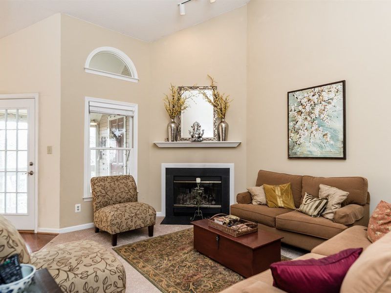 113 Abingdon Ct #2B, Cary, NC 27513
