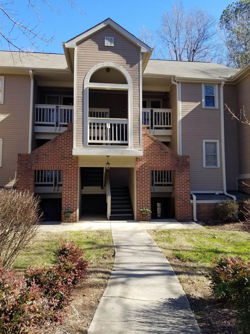 113 Abingdon Ct #LD, Cary, NC 27513