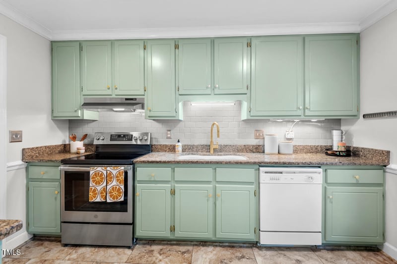 113 Adventure Trl, Cary, NC 27513