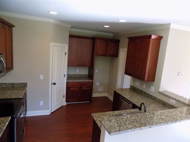113 Aisling Ct, Cary, NC 27513