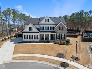 113 Amberwing Ct, Holly Springs, NC 27540