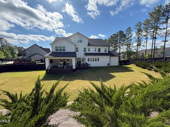 113 Amberwing Ct, Holly Springs, NC 27540