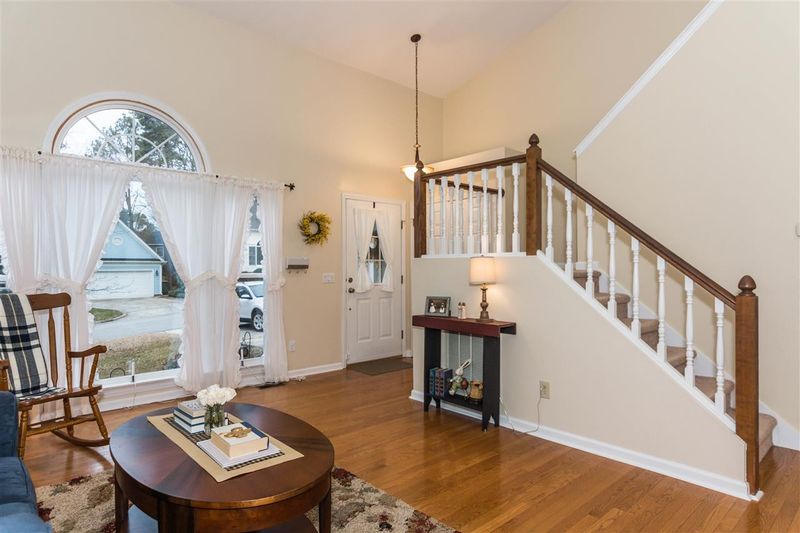 113 Appomattox Rd, Cary, NC 27513