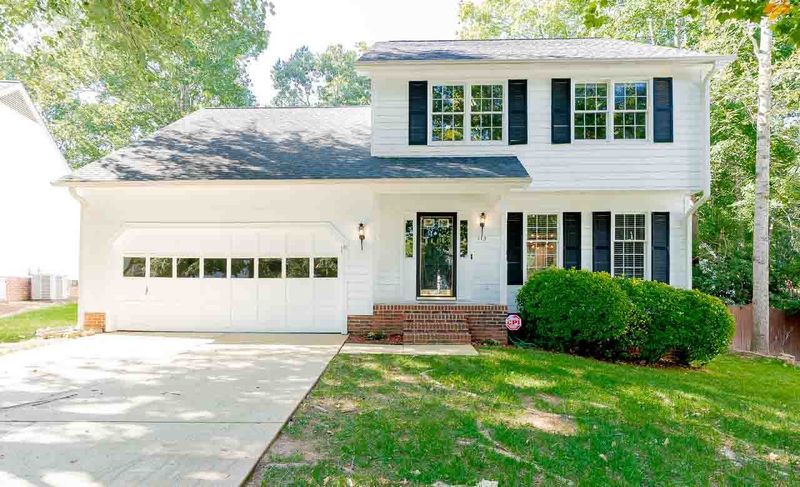 113 Arlington Ridge Dr, Cary, NC 27513