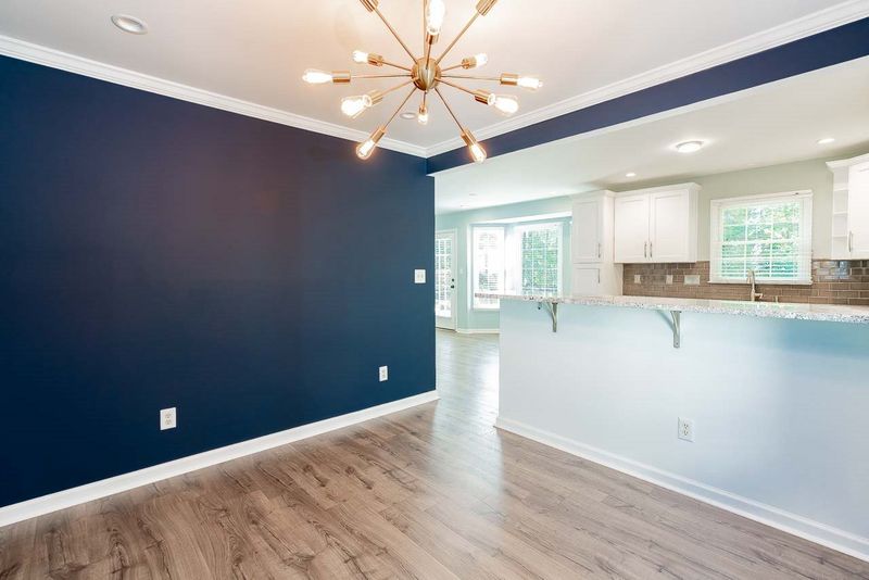 113 Arlington Ridge Dr, Cary, NC 27513