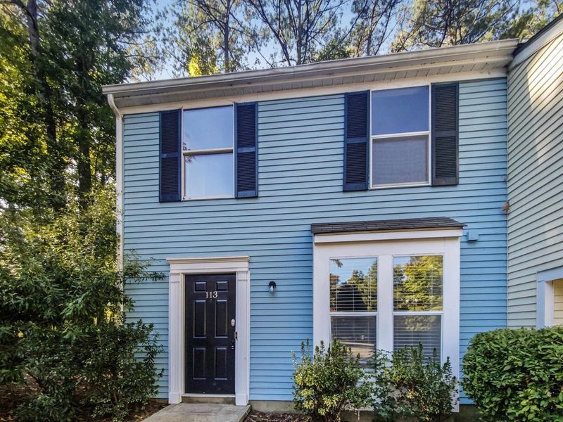 113 Brightleaf Ct, Cary, NC 27513