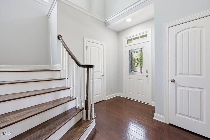 113 Broyles Ct, Holly Springs, NC 27540