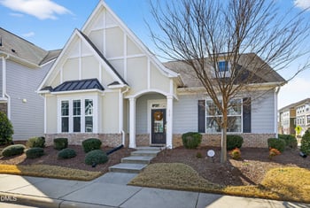 113 Brush Hill Ln, Holly Springs, NC 27540