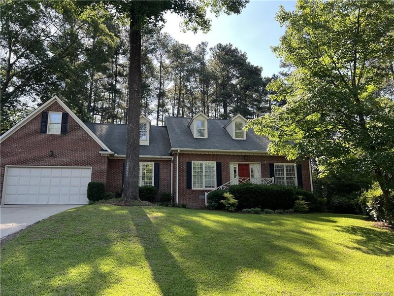 113 Bryce Creek Ln, Fayetteville, NC 28303