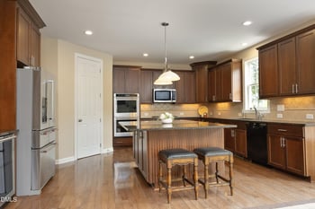 113 Bryce Meadow Dr, Holly Springs, NC 27540
