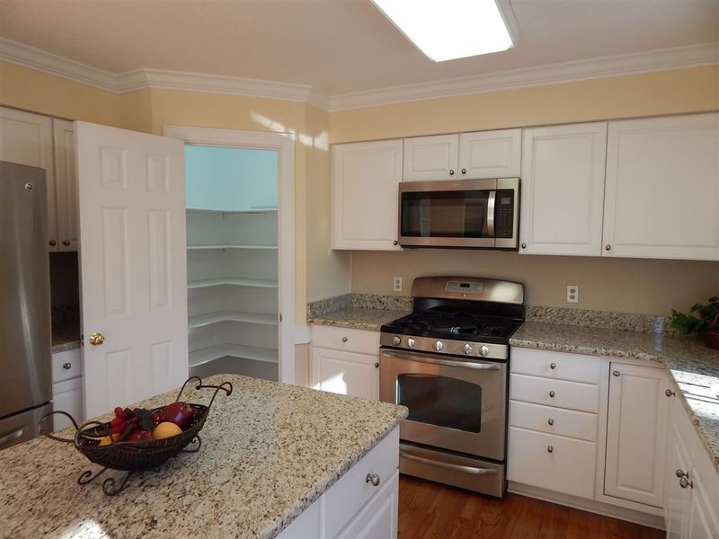 113 Buckden Pl, Cary, NC 27518