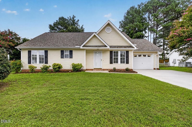 113 Buttress Dr, Fuquay Varina, NC 27526