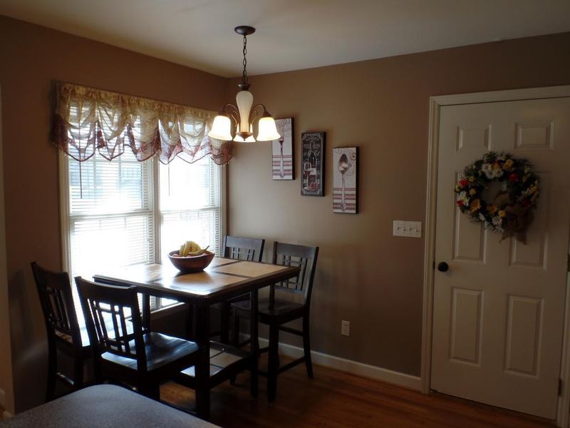 113 Cale Dr, Burlington, NC 27215