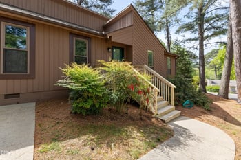 113 Cameron Ct, Cary, NC 27511