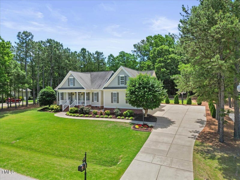 113 Cedardale Ct, Clayton, NC 27520