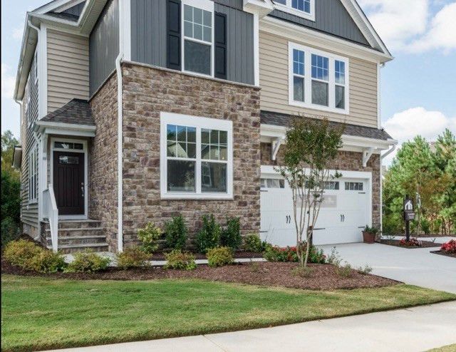 113 Champion Oak Dr, Cary, NC 27519