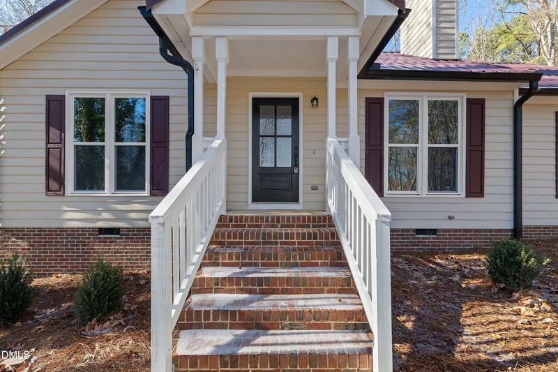 113 Chatham Ct, Archer Lodge, NC 27527