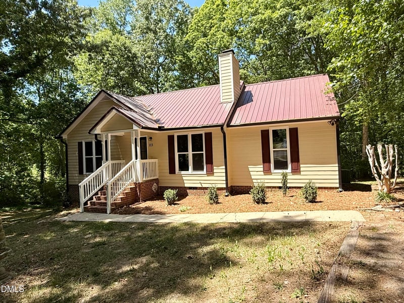 113 Chatham Ct, Archer Lodge, NC 27527