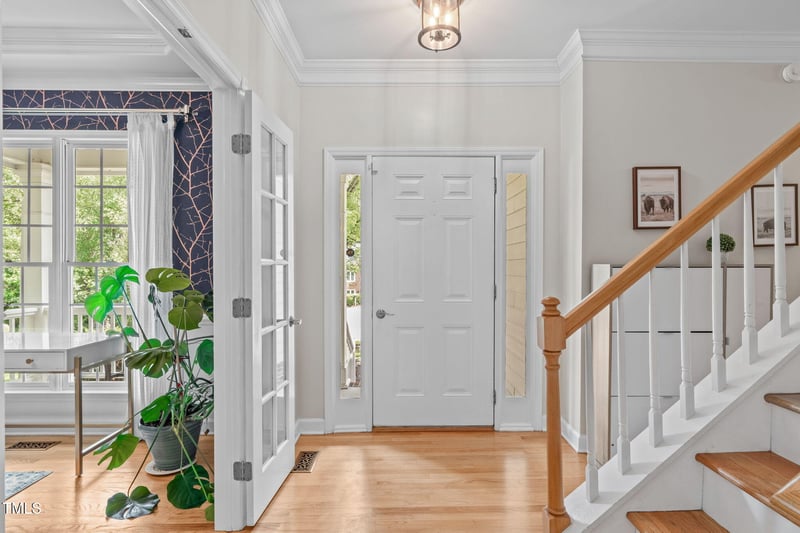 113 Chestone Ct, Cary, NC 27513