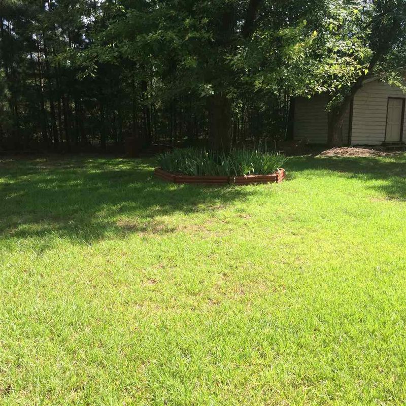 113 Cloverdale Dr, Clayton, NC 27520