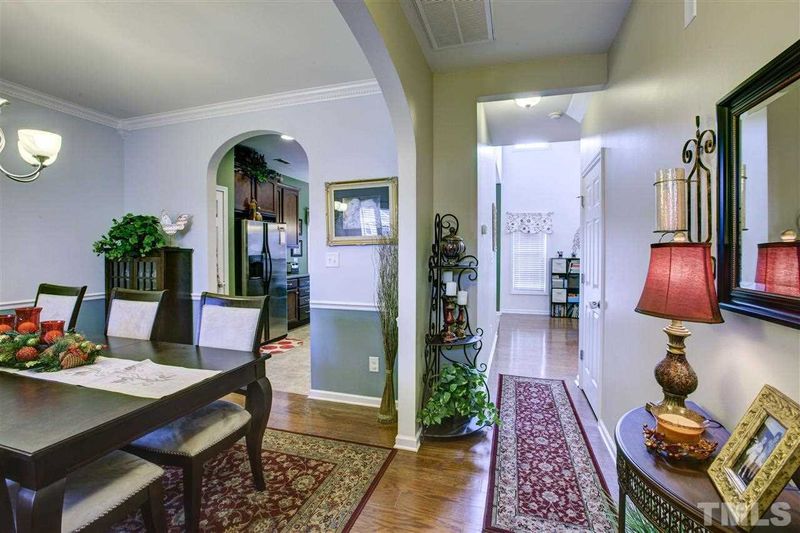 113 Cobblebrook Ct, Holly Springs, NC 27540