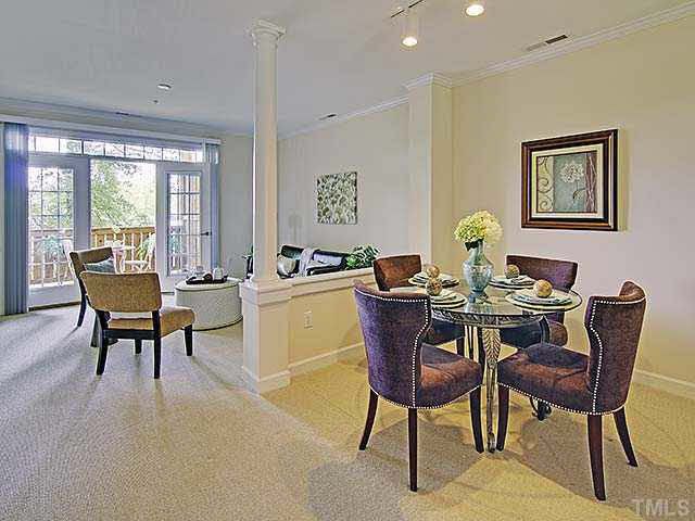 113 Connor Dr #106, Chapel Hill, NC 27514