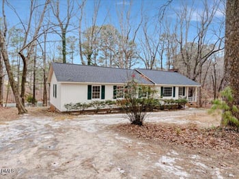 113 Country Brook Ln, Youngsville, NC 27596