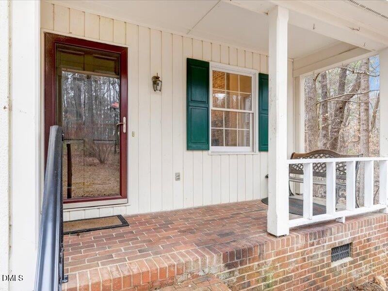 113 Country Brook Ln, Youngsville, NC 27596