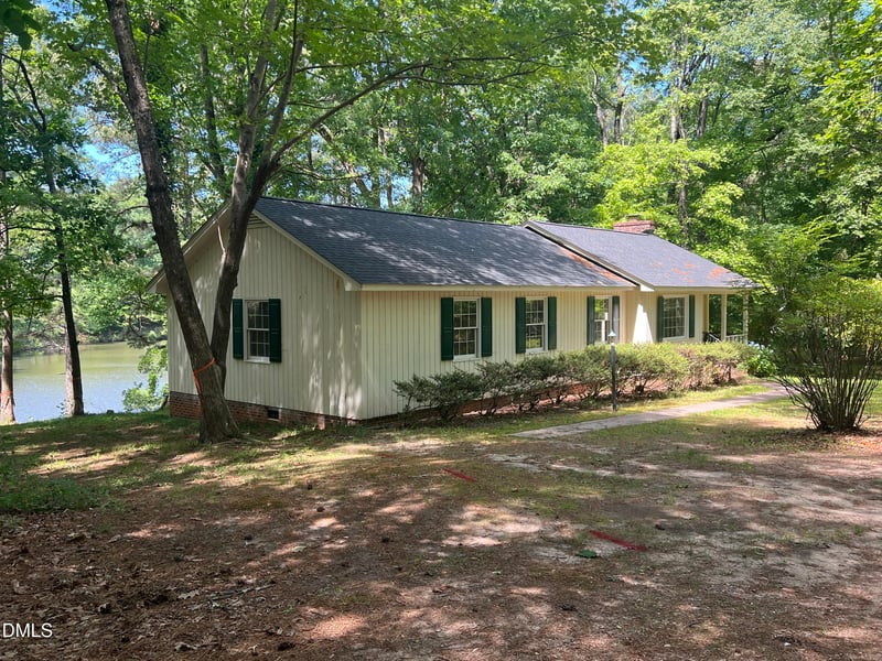 113 Country Brook Ln, Youngsville, NC 27596