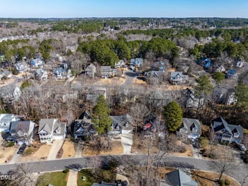 113 Country Valley Ct, Apex, NC 27502